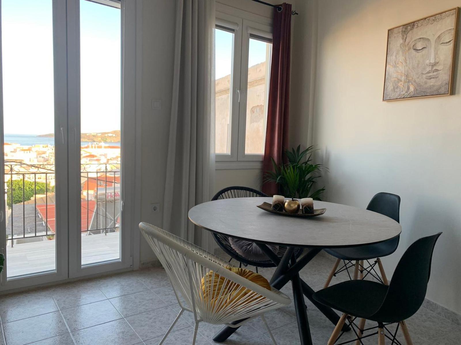 Caesar Deluxe Apartment In Ermoupoli Exterior photo